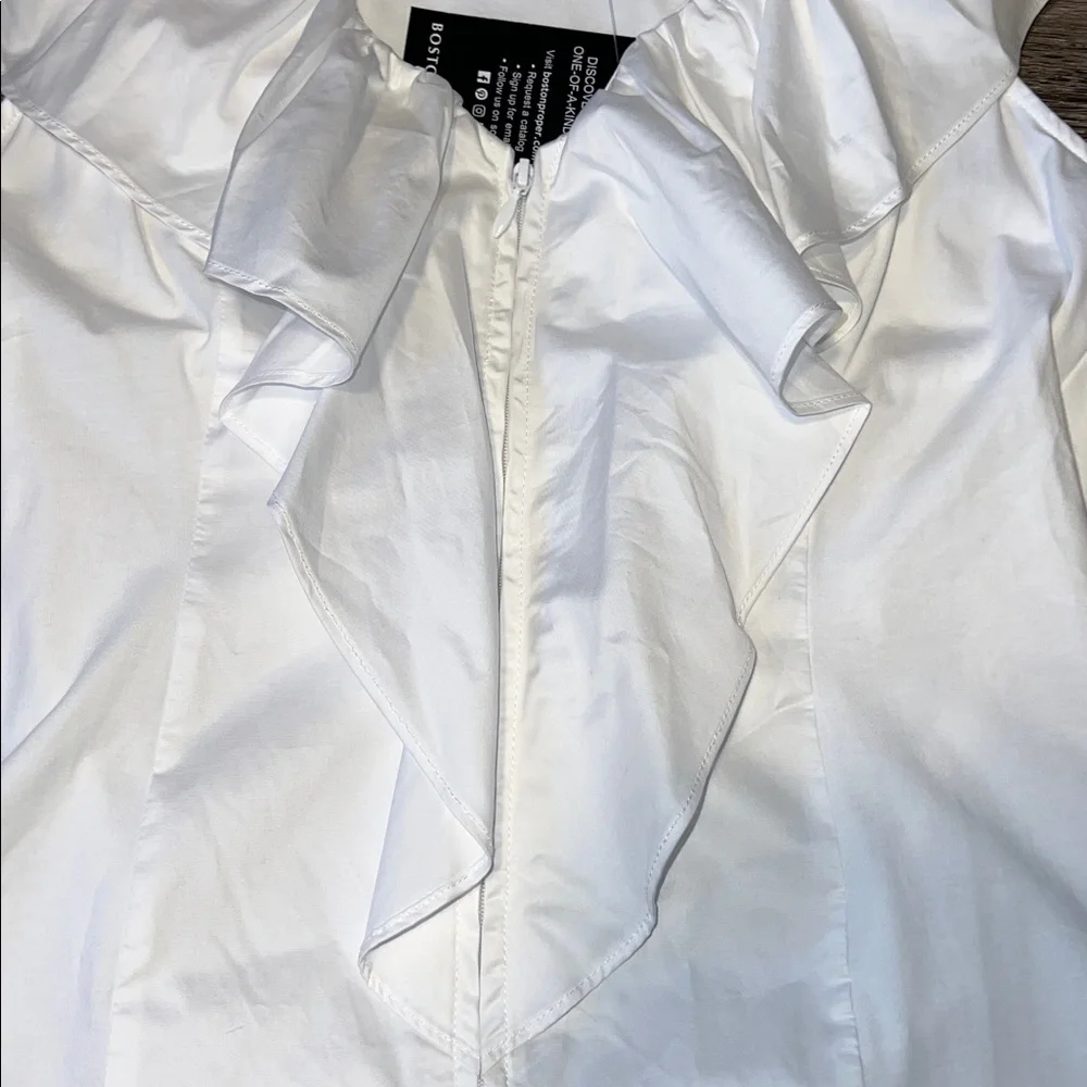 NWT Boston Proper White Ruffled Blouse with Front Zipper Small - Picture 3 of 6